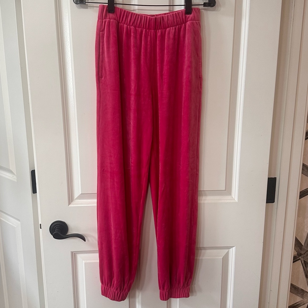 Hollister Pink Velour Tracksuit - Picture 2 of 8
